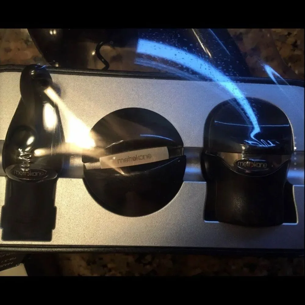Houdini Corkscrew Set and Mikasa Bottle Stopper NWT